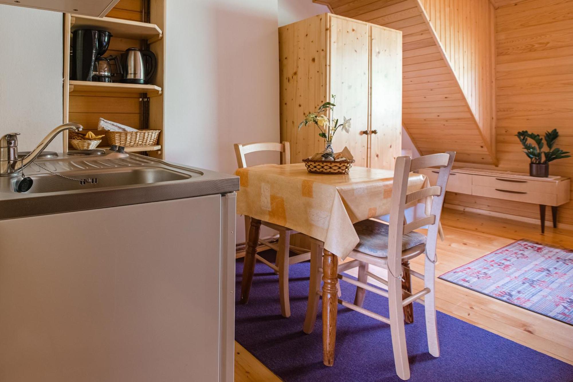 V Objemu Gora Apartment Бохин Екстериор снимка